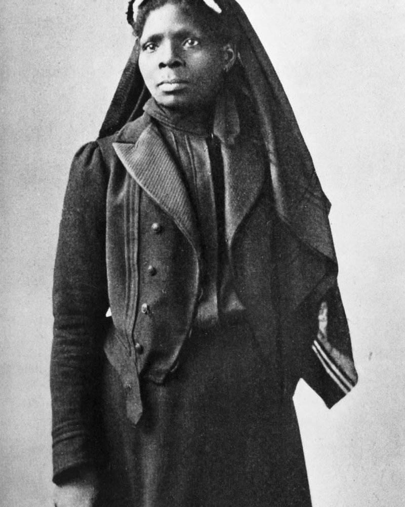 Historic portrait photograph of Susie King Taylor from her 1902 wartime memoir.